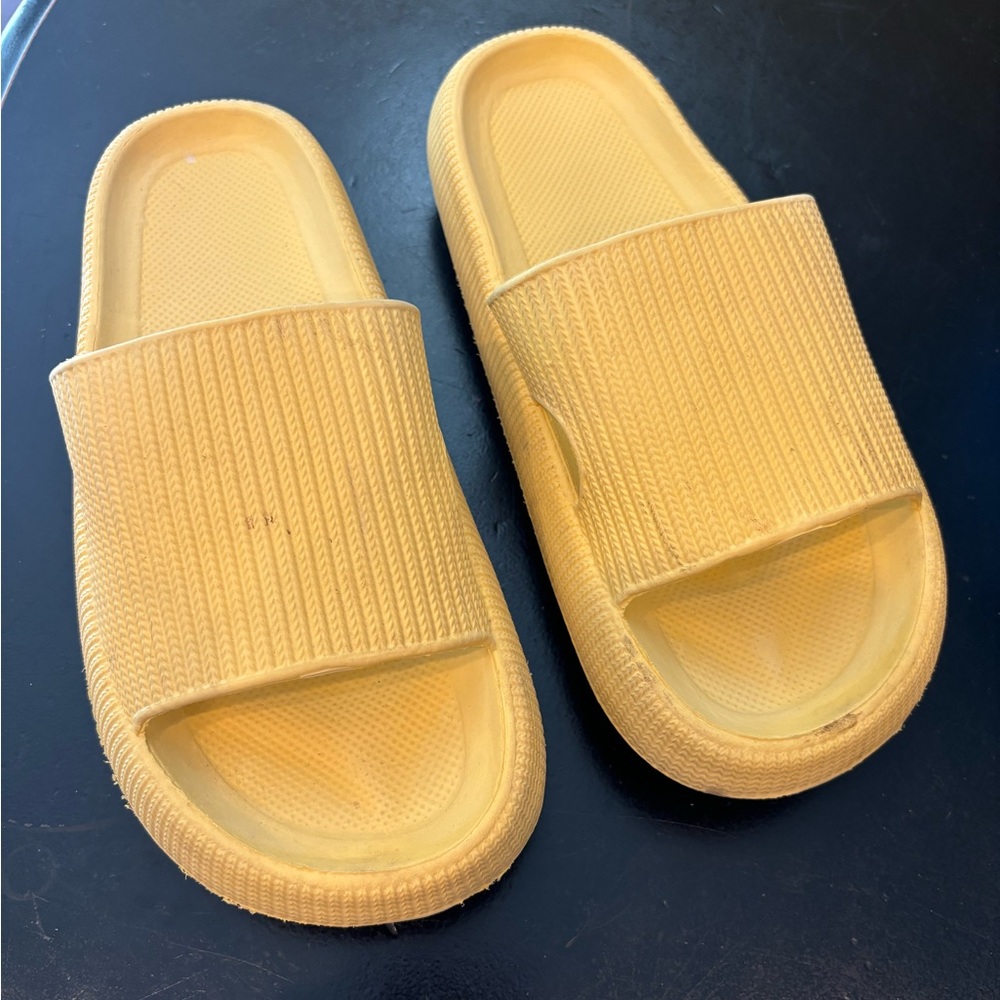 Cloud shoes